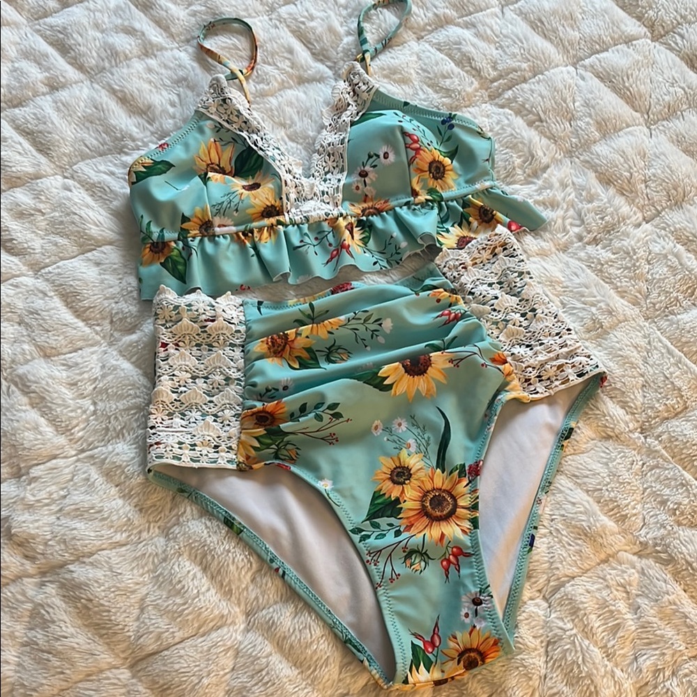 High Waisted Floral Bikini with Lace